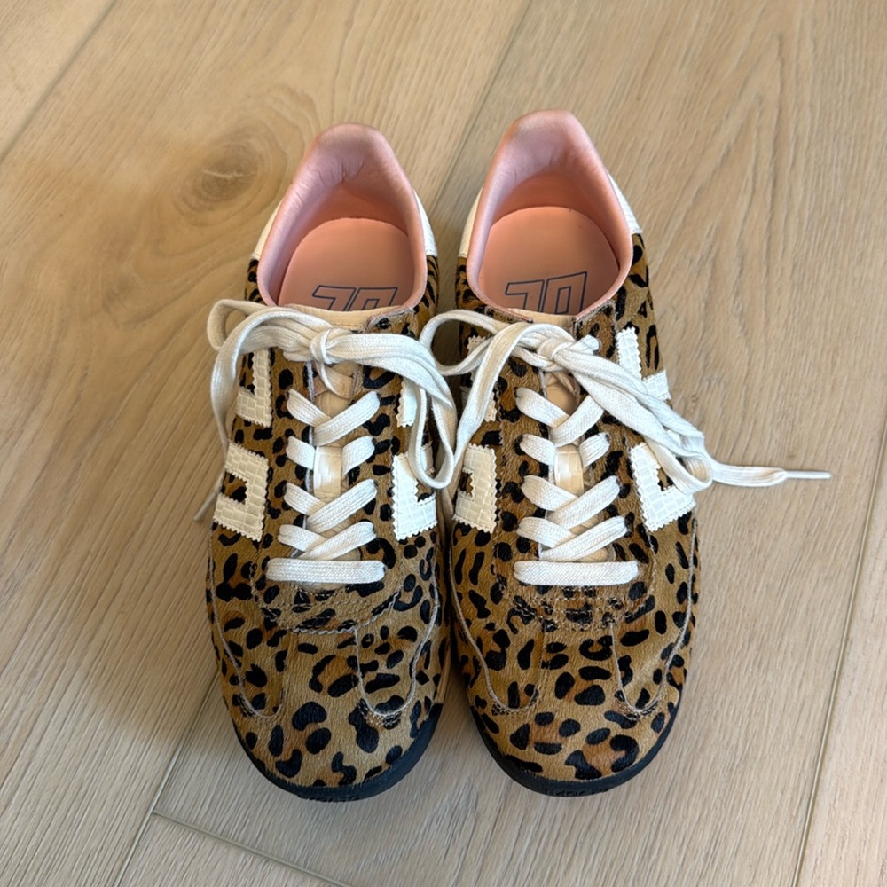 Back70 Cheetah Sneakers 37